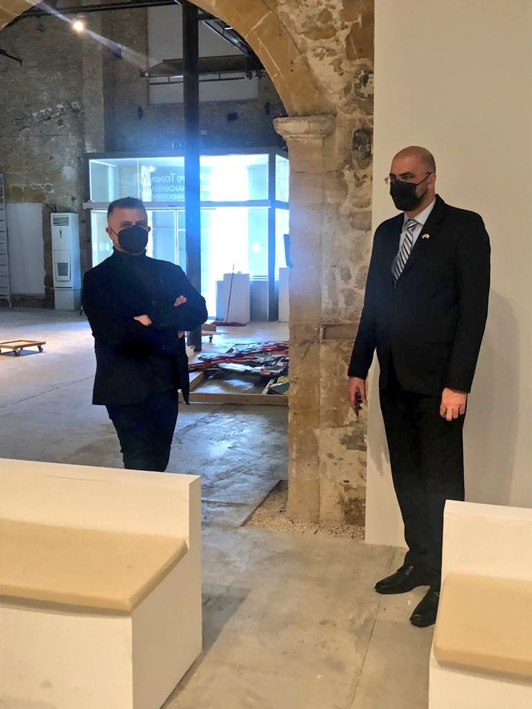 OrenAnolik's tweet photo. Promoting #cultural cooperation is all about bringing people closer.
A big thank you to curator Yiannis Toumazis for the inspiring walk through of #Nimac Arts Centre.
Looking forward to resuming & strengthening the cultural ties between #Israel🇮🇱 and #Cyprus🇨🇾. https://t.co/a2LIxzuYLG