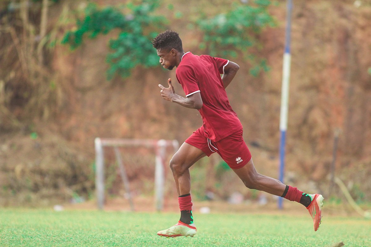 AsanteKotoko_SC's tweet photo. We are working!!💪🏋️♂️
#AKSC #HeartsKotoko https://t.co/sWdZrrHqs8