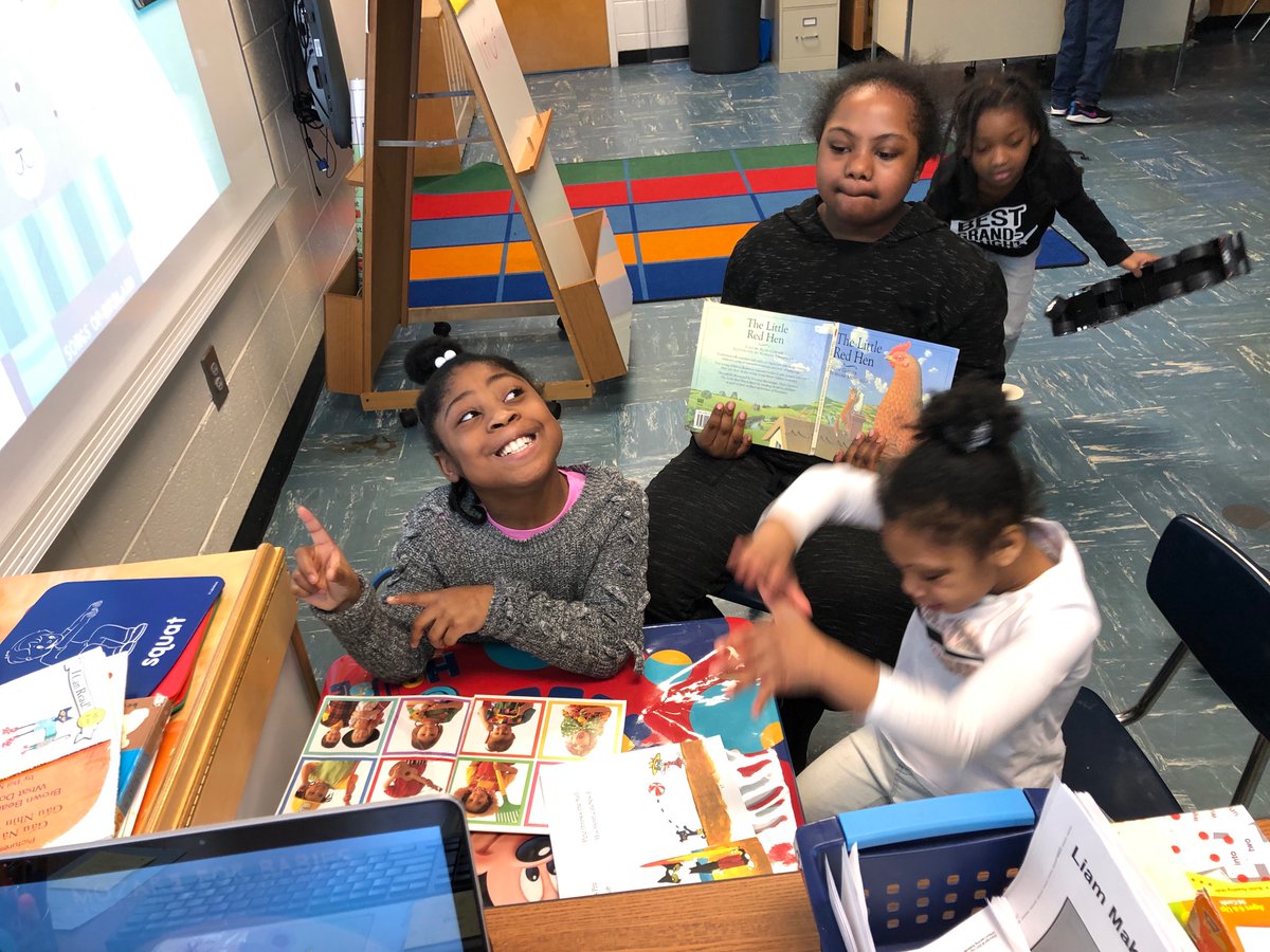 ErinSearsHCS's tweet photo. Learning stations at The Creek! Everyone is engaged! π#ExpectExceptional #ESErocks @WCE_HCS @mindfulamyz @Tamikaknighton @USMCGlenn https://t.co/3iLzSR9Csz