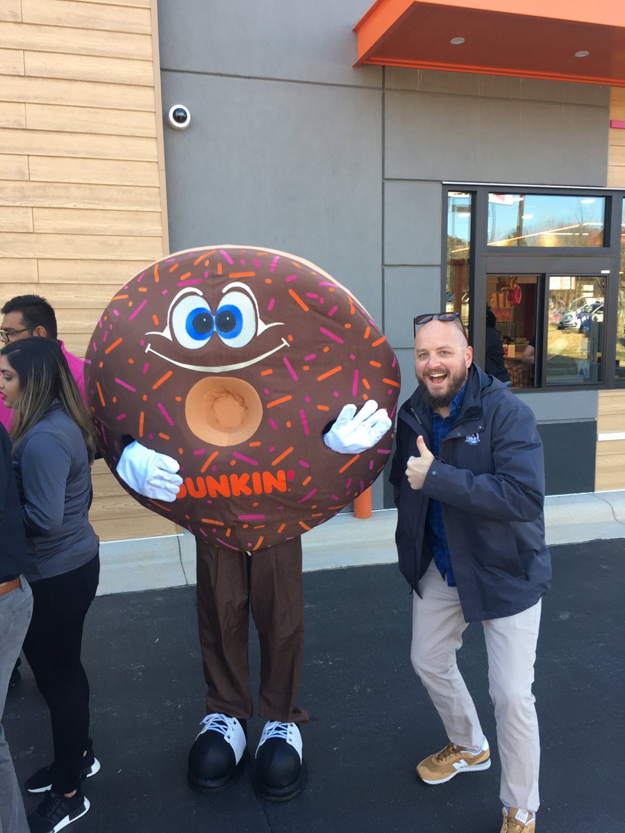 AnsonEDP's tweet photo. Exciting morning at the new Dunkin ribbon cutting this morning in Wadesboro. Folks were lined up around the block to be one of the first 50 cars to go through the drive-through and win free coffee for a year! https://t.co/Yr6EjAoVHa