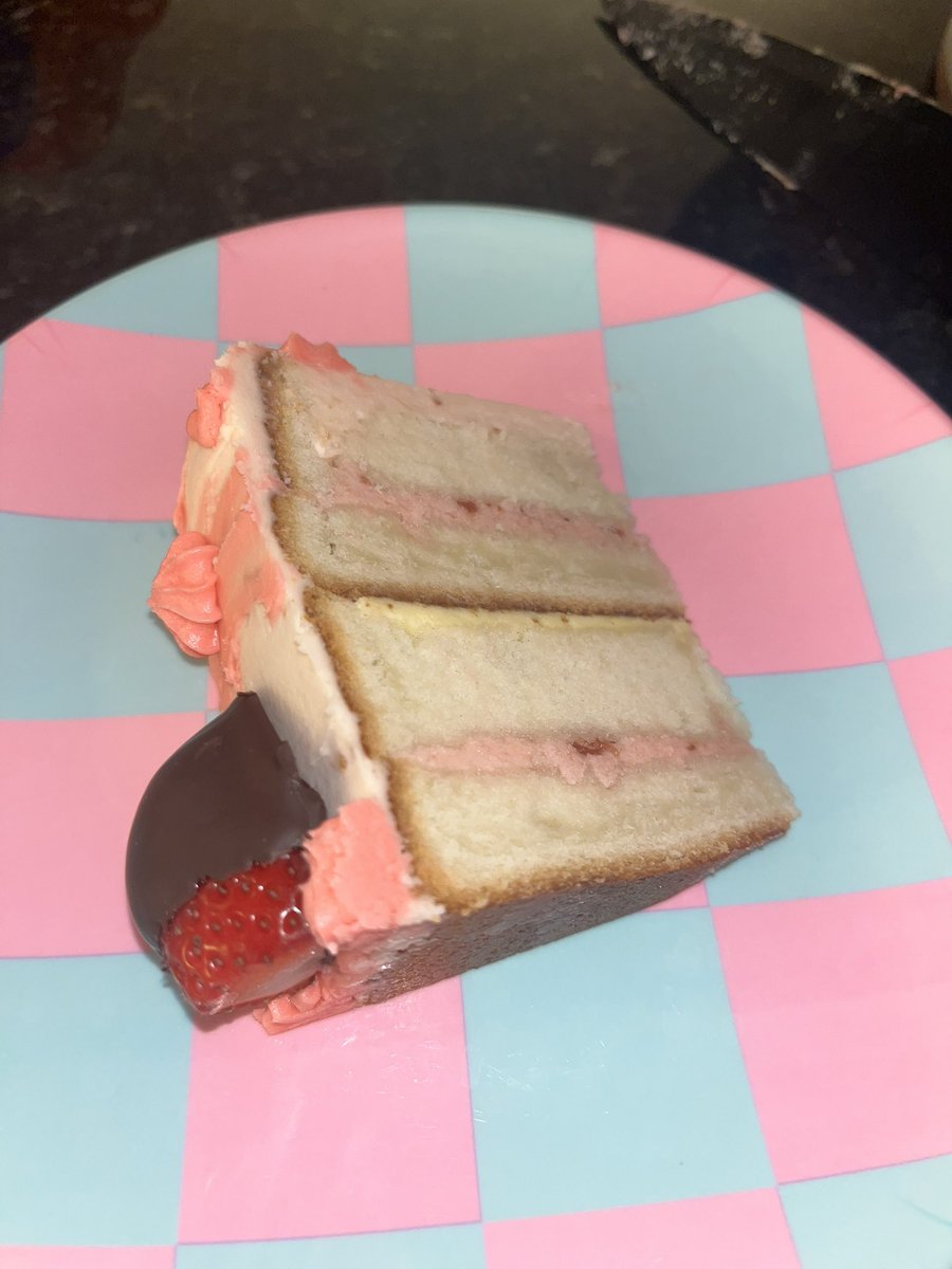 surahjane_'s tweet photo. Cannot lie. There are some parts a liiiiiiittle under baked. But the reviews so far are 10/10 https://t.co/pucswN5kSS
