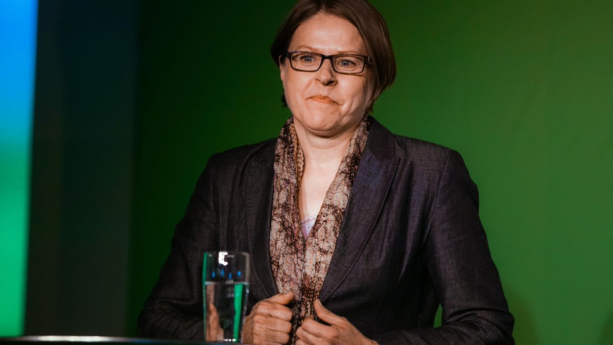 MTVUutiset's tweet photo. Heidi Hautala EU-parlamentissa: Naton kutsuttava Suomi ja viisi muuta maata jäseniksi
https://t.co/Gt9WDPrfAn https://t.co/Nq2QwvE0ND