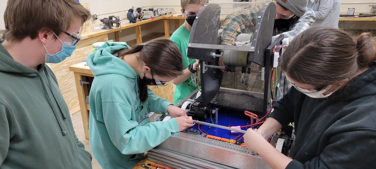 FRC3038's tweet photo. Congratulations to Katelyn for being a Dean's List Award Semi-Finalist!

https://t.co/D5QG8QPMVx https://t.co/CsOe2JEcrP