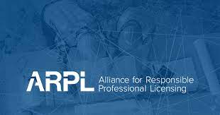 #ResponsibleLicensing benefits workers. Read how #licensing creates opportunities, increases wages, and expands career opportunities for professionals across the country. bit.ly/3txSEH8