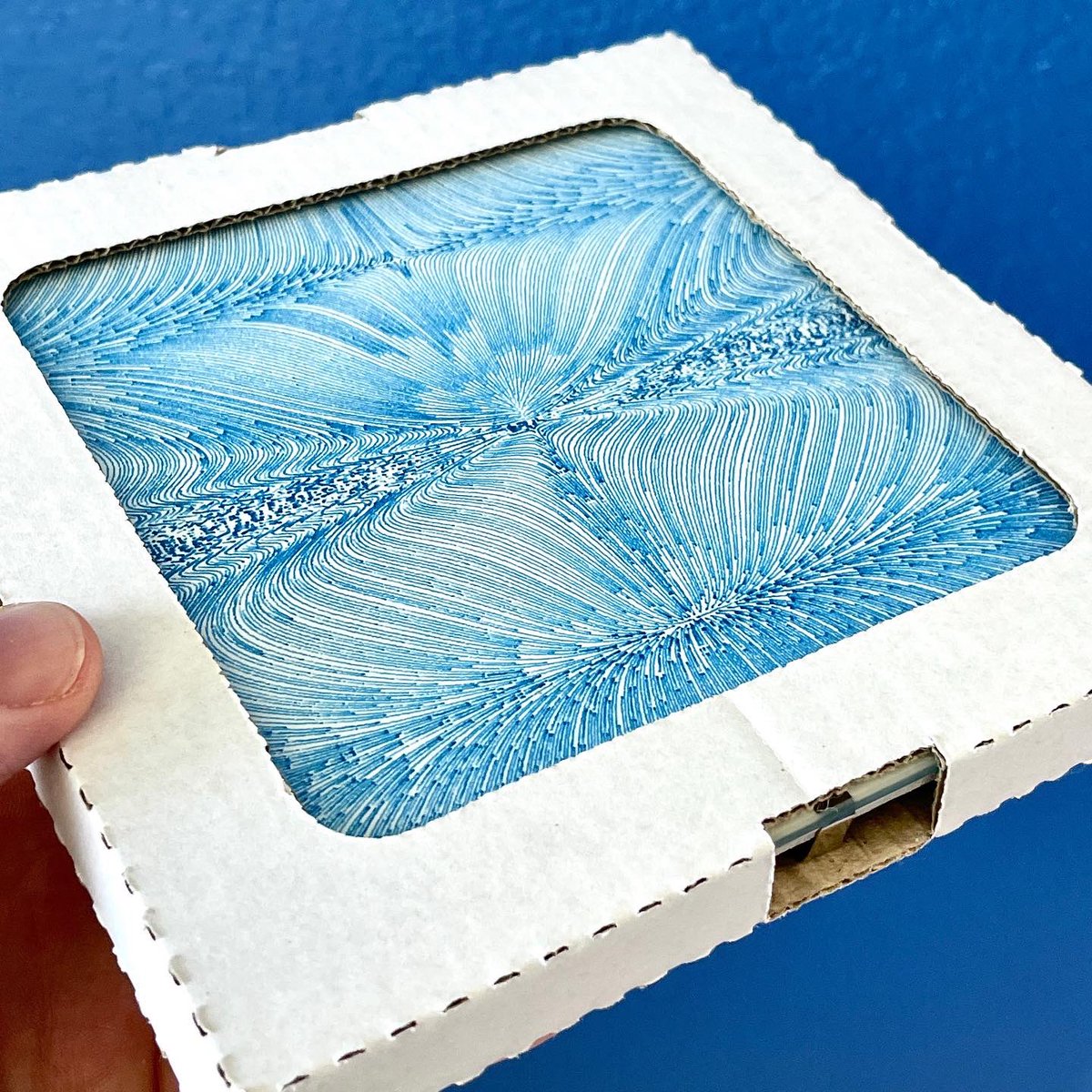 One of many small drawings going in the shop this week. ••••••••••••••••••
••••••••••••••••••••• 6x6, gel pen, archival paper, glass and clip frame.
————————————————-
#axidraw #plottertwitter #abstract #generativeart