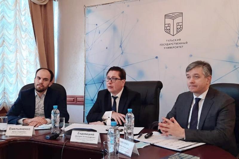 vsumain's tweet photo. Итоги Года науки и технологий и 30-летие Российского Союза Ректоров – в Туле прошло заседание Ассоциации вузов Центра России 

https://t.co/f7MLlFFQwr https://t.co/qNR7GICGIJ