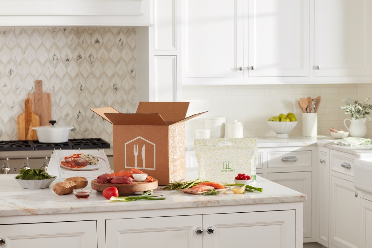 USAA's tweet photo. Save 50% on your first Home Chef box, plus 15% off all future boxes. Visit https://t.co/gUFptah0xN to learn how you can save! #Perksofmembership https://t.co/Z8CEWdXD2z