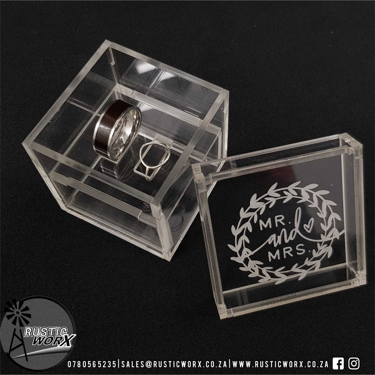 rusticworxsa's tweet image. In love with our Perspex Ring Boxes
Contact us on sales@rusticworx.co.za or see our website rusticworx.co.za #acrylicringbox #ringbox #customringbox #rusticworx #weddinggifts #squareringbox #perspexringbox