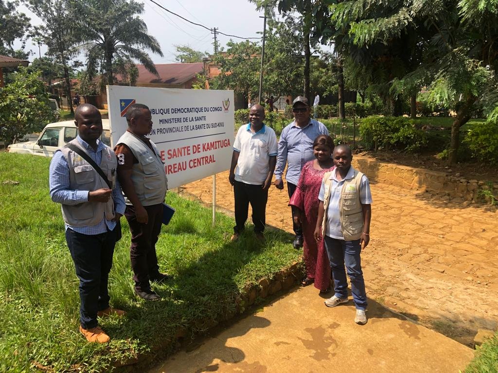 En pleine mission d'évaluation du statut nutritionnels des enfants dans la zone de santé de Kamituga, Évolution de la CPS redynamisée,ANJE et NAC dans le cadre du Cluster Nutrition Sud-kivu.