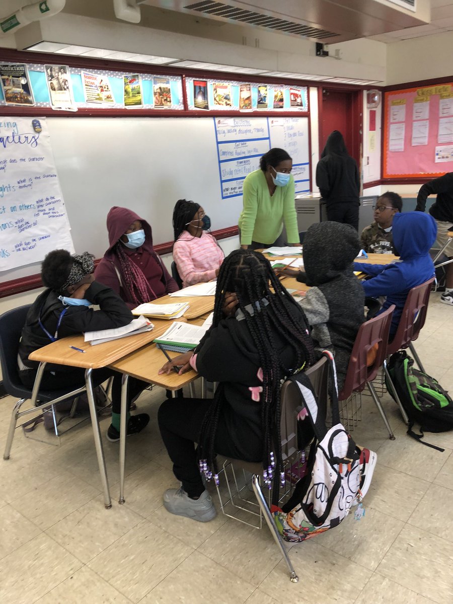 ReadingLady2025's tweet photo. Are you in the challenge @HoraceMannmdcps ? Everyone is invested! @lisagarcia_lisa @trydiggs @MDCPSDAS @DareToLeadETO https://t.co/fiBpeYqEob