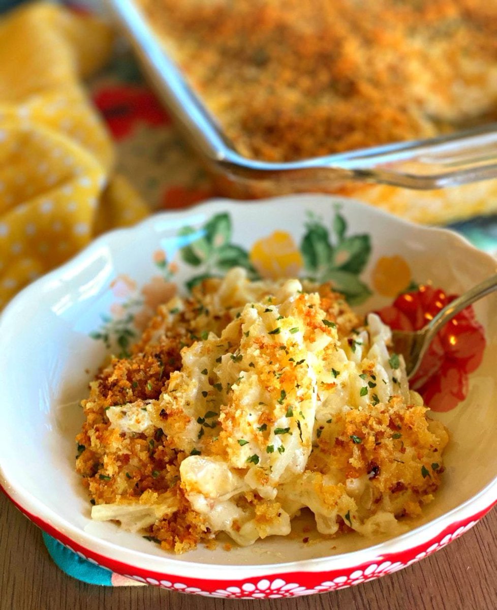 theloulougirls's tweet photo. Best Ever Funeral Potatoes are creamy, cheesy potatoes topped with buttery crunchy panko topping. Some people call this casserole side funeral potatoes but they are also called gooey potatoes or party potatoes. https://t.co/eT8FiAYN2h #food #ontheblognow #foodbuzz #photooftheday https://t.co/ciA8lhsEHZ