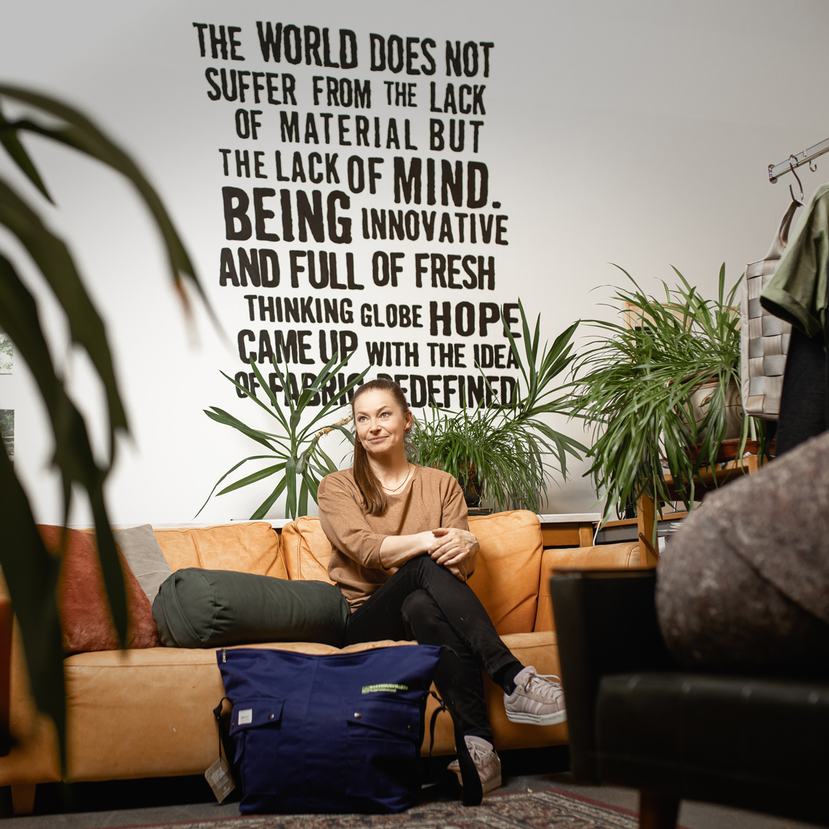 Ei mitään uutta jo vuodesta 2003. Mutta mitä se oikeastaan tarkoittaa? #tekstiilijäte #vastuullinenmuoti #kiertotalous
globehope.fi/blogs/news/upc…