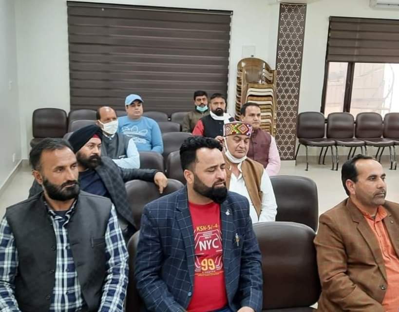 ChRoshanHussain's tweet photo. During the meeting at Party Headquarter Trikuta Nagar Jammu https://t.co/b5pFSIkc4M