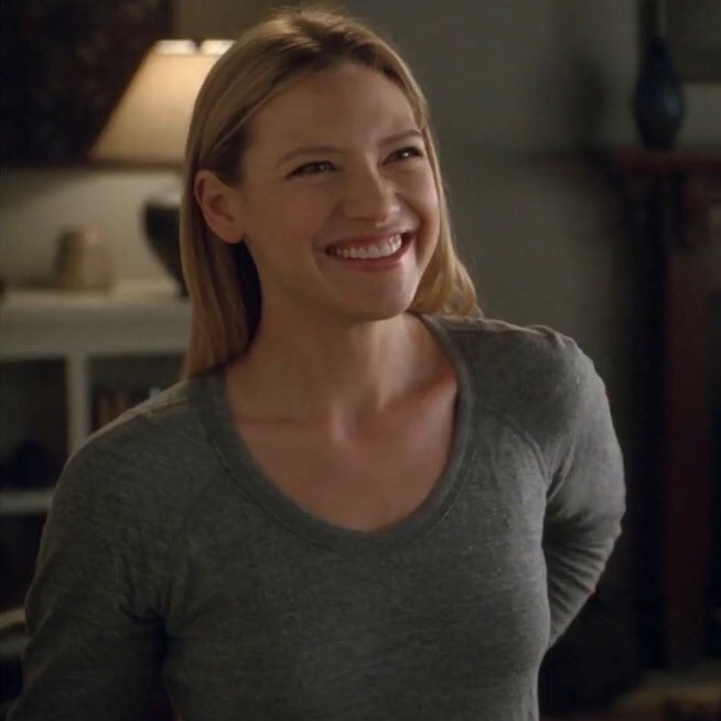 best of olivia dunham (@bestofdunham) on Twitter photo 