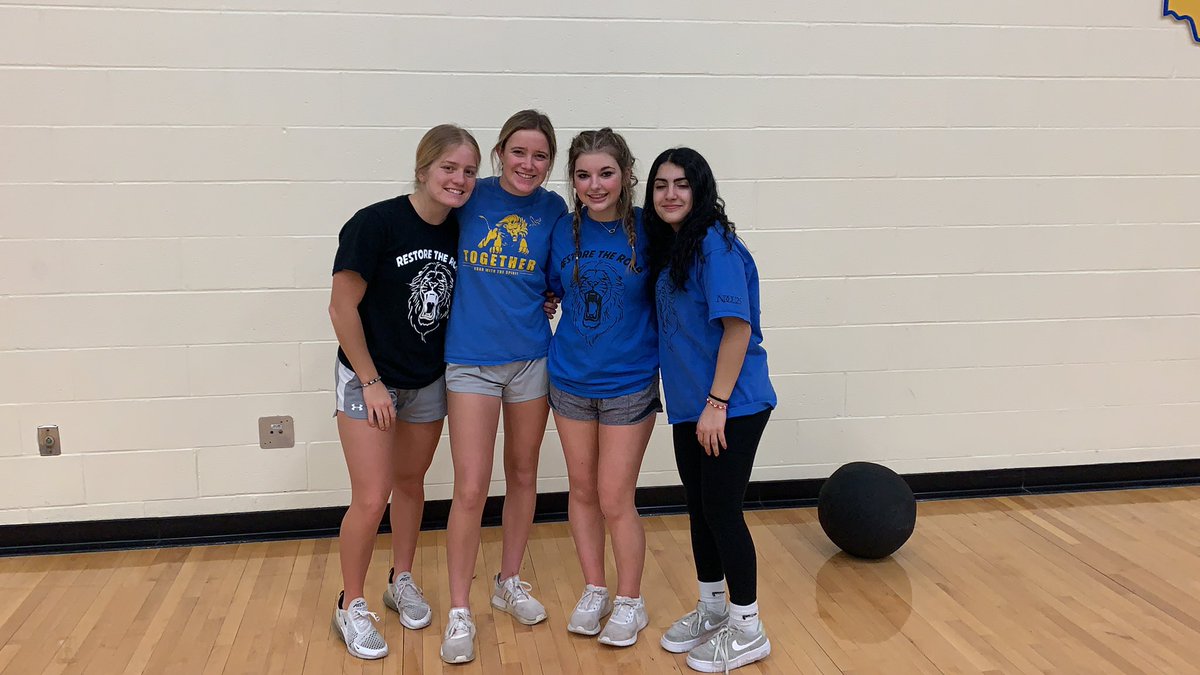MCDiFranco's tweet photo. Huge shoutout to @NDCLgirlsLAX on a great off-season. Good luck this year girls! https://t.co/XHBOrrzDci