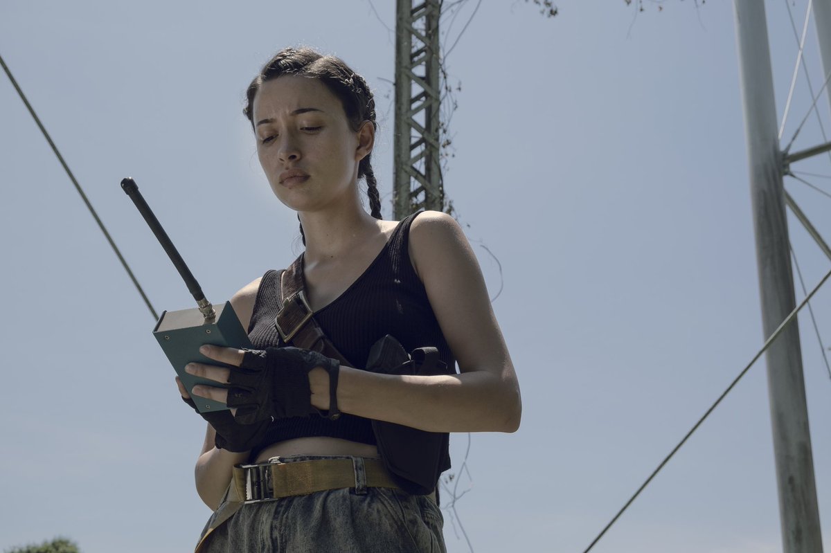 serratosfiles's tweet photo. Christian Serratos starred as Rosita Espinosa for the first time in #TheWalkingDead 8 years ago today. https://t.co/yQHBDP5rQm