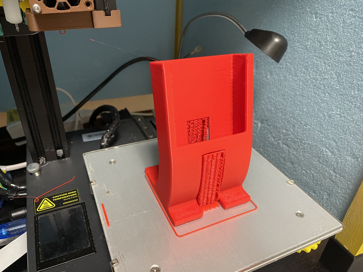 Tomy_cn's tweet photo. SwitchBotスタンド
もっとオシャレにデザインするセンスが欲しい https://t.co/UUmOdcos8D