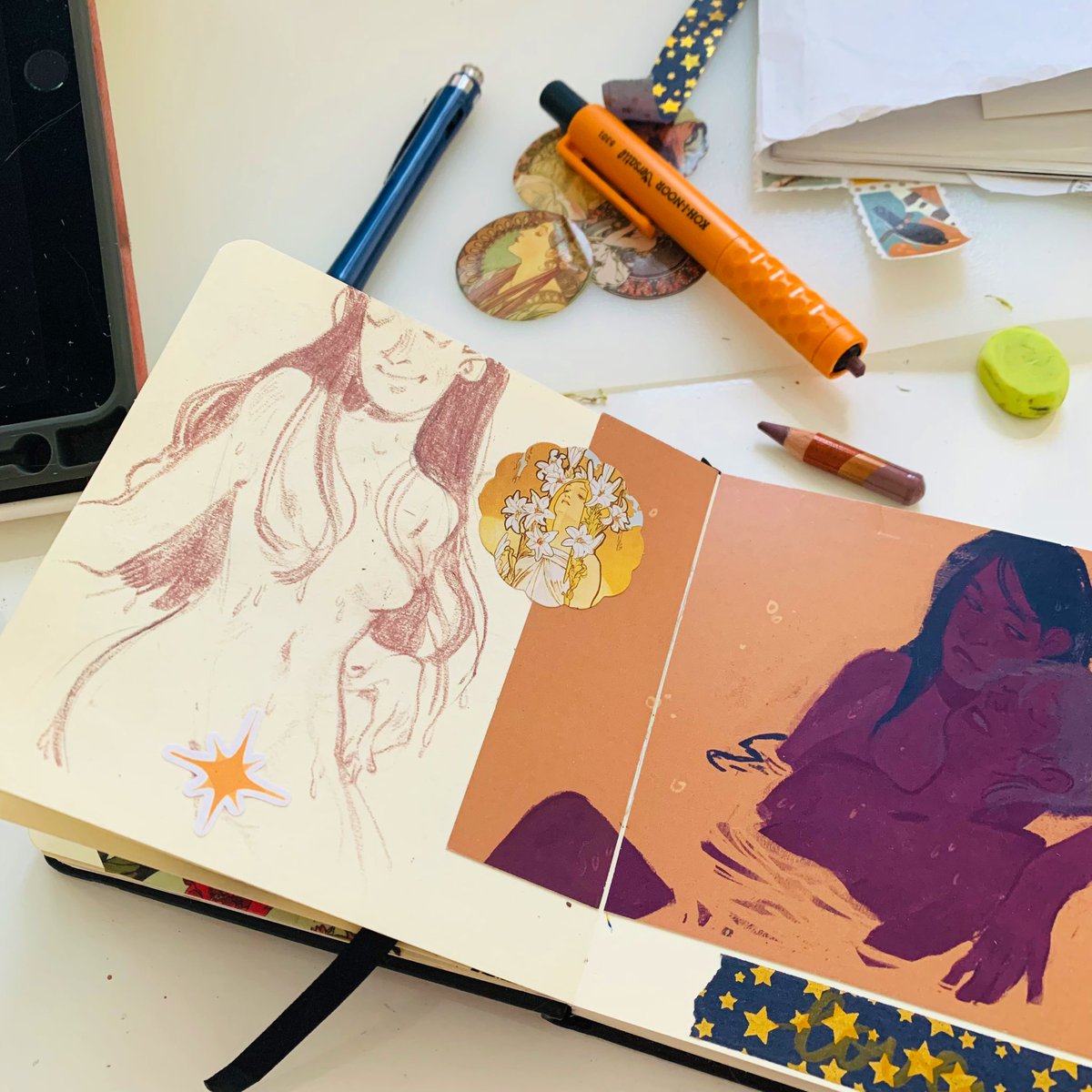 😳 ладно это стоило того чтобы взять отпуск. Я ПОРИСОВАЛА В СКЕТЧБУКЕ 

val x marta 💛