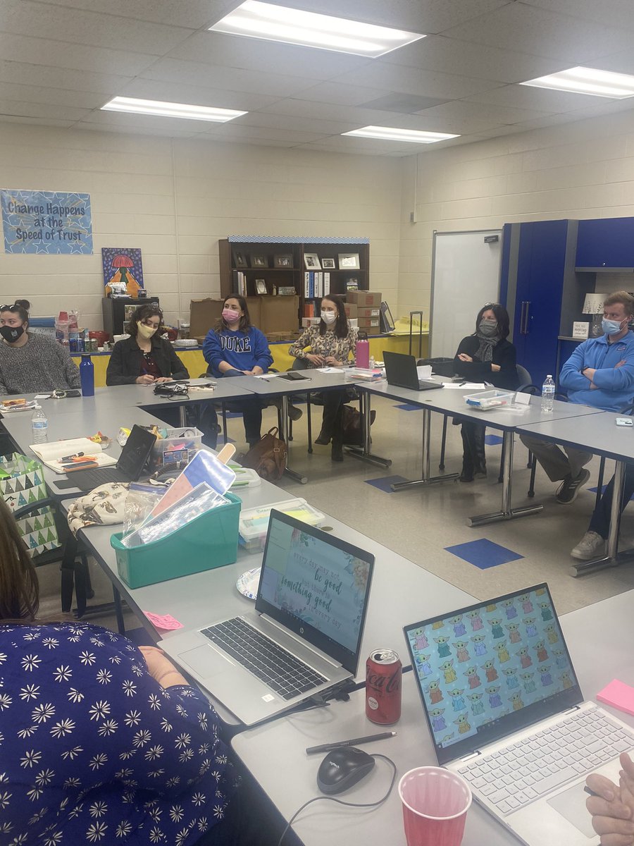 Cynthia Altemueller tweet media