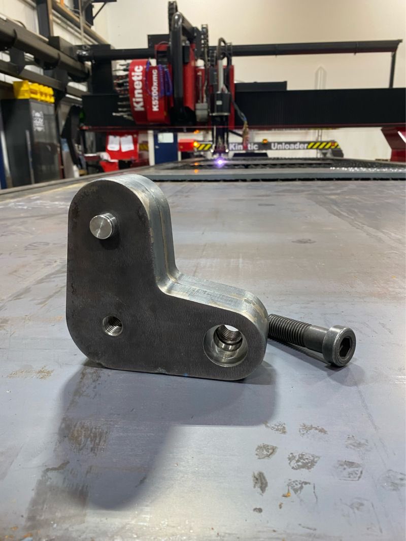 RkoSteel's tweet image. Your one stop shop for #plateprocessing! Whether it’s precision cutting, contour bevelling, or specialty tooling let us know where we can help! Shown is a plate assembly with pin tolerance holes along with tapped &amp;amp; counterbored holes for appropriate fasteners. #perfectfit #steel