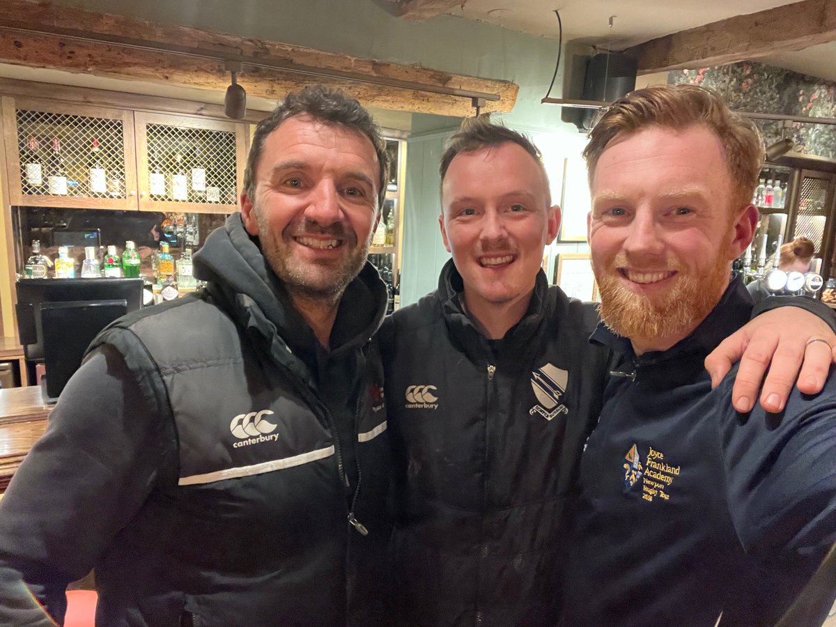 paulsammonPE's tweet photo. Fantastic afternoon ⁦@studleyhighpe⁩ with two great ⁦@UoB_PhysEd⁩ alumni 👍😁#TeamBedsPE https://t.co/AW1X8wDV2Q