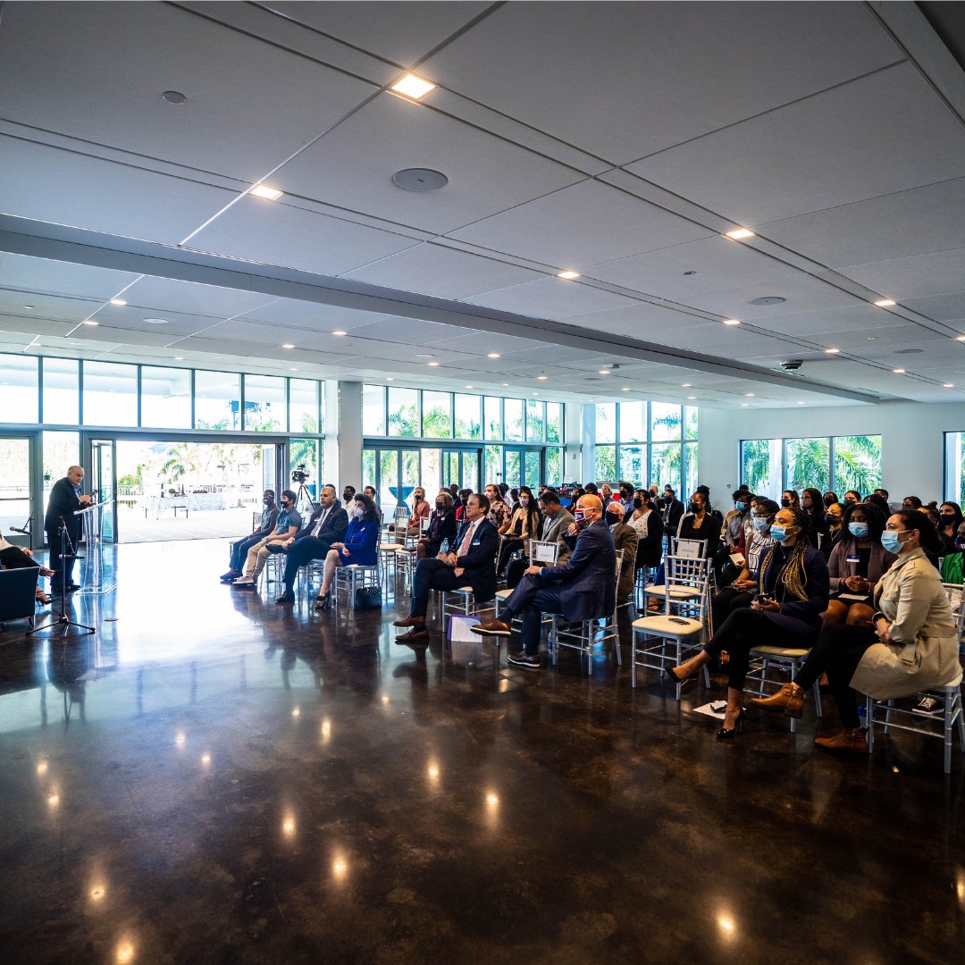 FAU Office of First-Generation Student Success tweet media