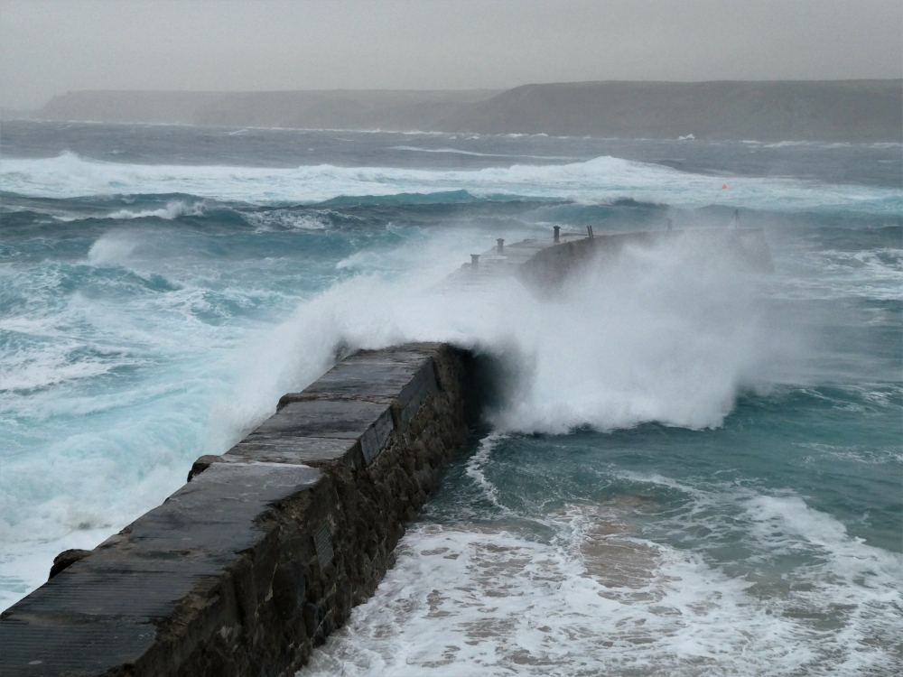 Sennen an hour before high tide &amp; getting rather lumpy. Stay Safe all. <a href="/Portheras/">Friends of Portheras</a> <a href="/BareFoot_IOS/">BareFootPhotographer 👣</a> <a href="/YSbeachrangers/">Your Shore Beach Rangers</a> <a href="/Pagey1951/">John Page</a>