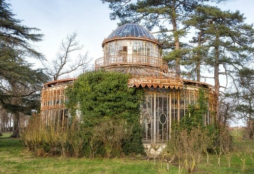 babysiestitas's tweet image. las mujeres no quieren un hombre que las quiera las mujeres quieren un invernadero victoriano de fierro