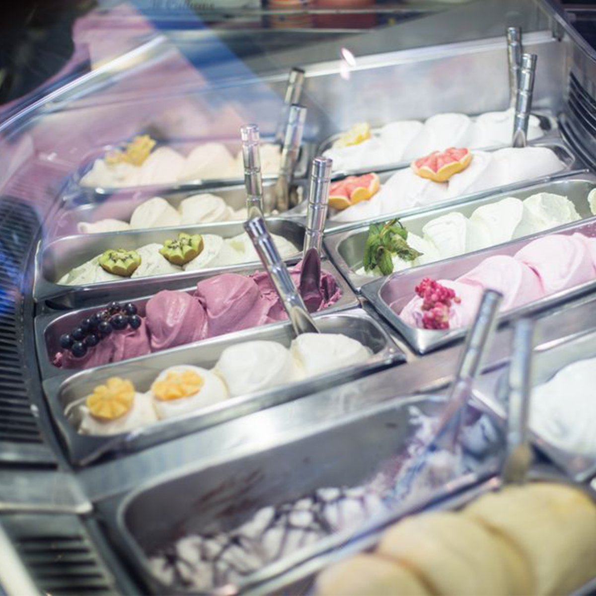 gtidesigns's tweet photo. Adding gelato, ice cream or sorbet to the menu this spring? 
Contact GTI Designs and we can discuss the best display solution for your business! 
https://t.co/4jyCe6pxgx 
631-981-2100 https://t.co/UZNdElpW5d