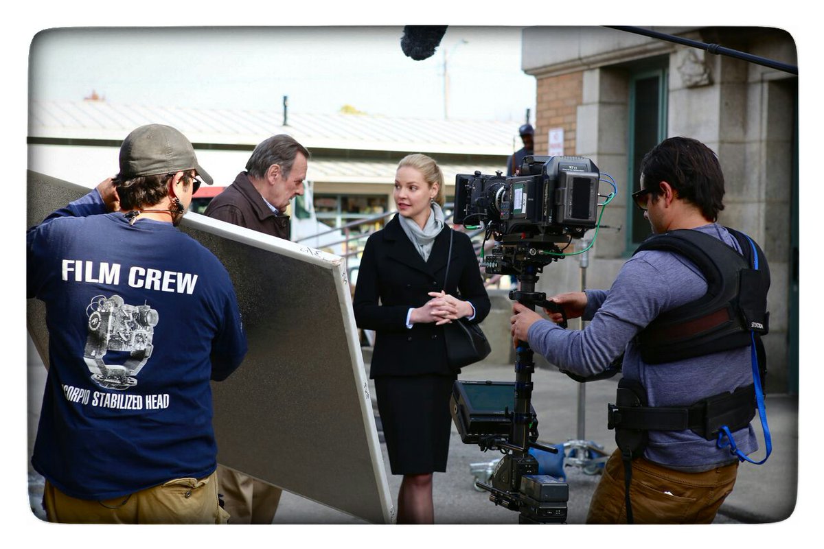 Cleveland_Film's tweet photo. #WorkInFilmWednesday Now is your chance to get hired on the next #FilmInCLE! Fab 5 Films Productions in Cleveland, OH is accepting resumes for all crew positions. Learn more and apply here: https://t.co/GyaRoghQg1 https://t.co/acicKdEAOm