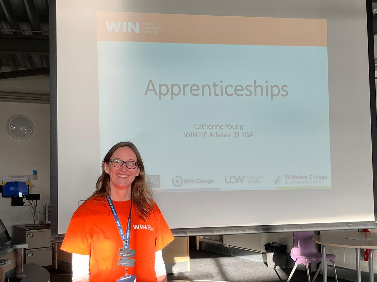 Enjoying wearing my <a href="/WINWessex1/">WIN (Wessex Inspiration Network)</a> orange T-shirt for IN-PERSON (!) assemblies <a href="/kingsbury_green/">Kingsbury Green Academy</a> Sixth Form &amp; virtually across <a href="/sheldonschool/">Sheldon School</a> Sixth Form classrooms. Hands up to consider looking into an apprenticeship pathway increased 10-fold by the end 👍 #MyFutureWIN #uniconnect