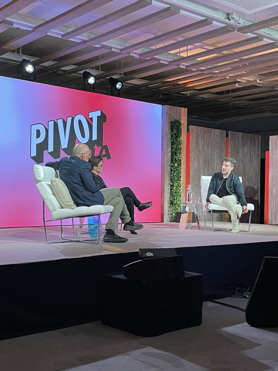 PivotPod's tweet photo. For the #PivotMIA grand finale, @profgalloway and @karaswisher talk to @Airbnb CEO @bchesky https://t.co/b9ZWcbFMzw