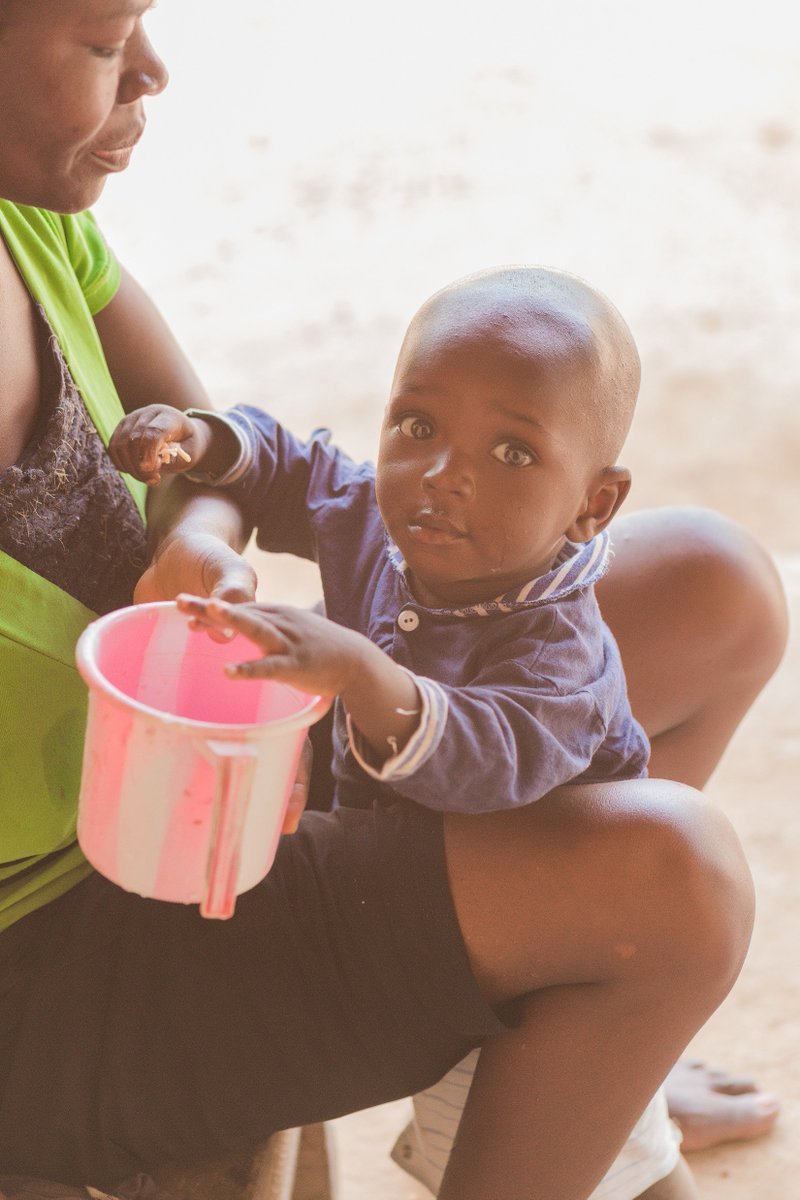 TRECC_CI's tweet photo. Can #massmedia be effective in influencing parenting behaviors? 
Find out the results and main lessons learned from a radio campaign in rural areas of Côte d’Ivoire to promote good #parenting practices and raise awareness about exclusive breastfeeding 👉🏽 https://t.co/ODUKixpCUS https://t.co/7imAEqZjdN