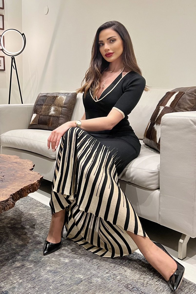 DalidaKhalil's tweet photo. بنهار عيدي بدي إشكر كل شخص موجود بحياتي ، غمرتوني بمحبتكم ورسايلكم الحلوة ❤️ مرسي لدعمكم الدايم ….                                    #داليدا_خليل https://t.co/UyCy4g5PFi