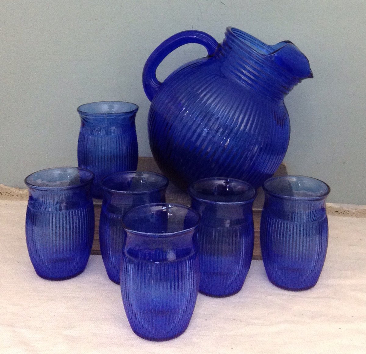 pinkhenstudio's tweet photo. Excited to share the latest addition to my #etsy shop: Cobalt Blue Juice Set Juice Pitcher with Glasses Ribbed Tilt Pitcher Ball Pitcher Hazel Atlas Glass Juice Set https://t.co/Db7pDcNe8k #blue #bridalshower #mothersday #glass #cobaltbluepitcher #juiceset https://t.co/fmjIEn0BR2