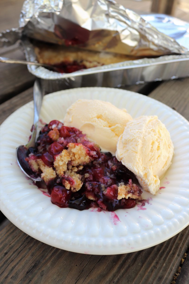 PlaggeVal's tweet photo. A4: And for dessert you can't beat Campfire Cobbler or S'mores!
https://t.co/EUFskmt47p #MWTravelChat https://t.co/Ib6gFv1vnw