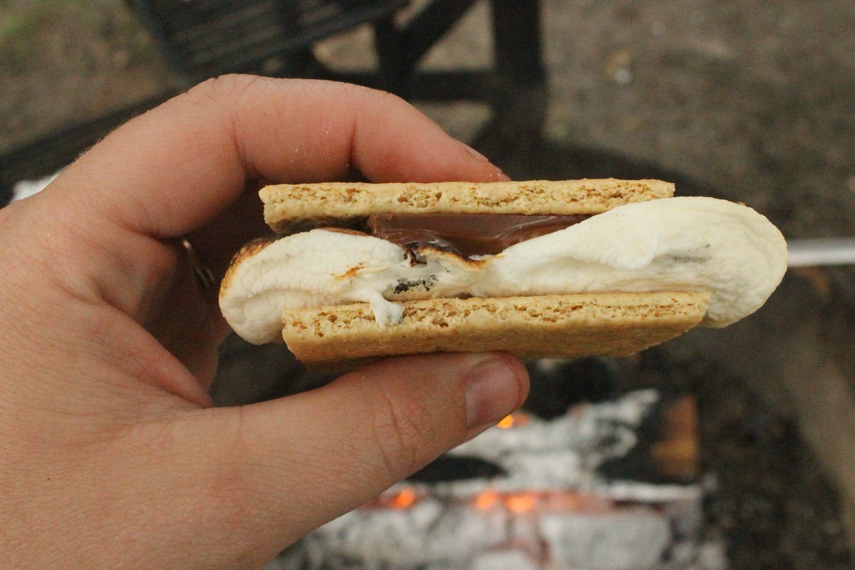PlaggeVal's tweet photo. A4: And for dessert you can't beat Campfire Cobbler or S'mores!
https://t.co/EUFskmt47p #MWTravelChat https://t.co/Ib6gFv1vnw