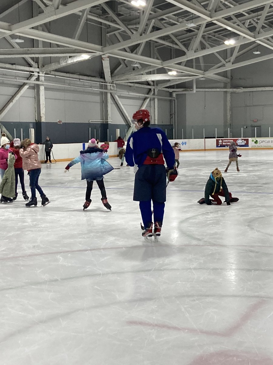 MaccallumBushES's tweet photo. It was a great day to visit the ice arena for all things Olympics! Hockey, curling and ice skating. 
Bonus skating with the Rebels made our day. 
@Jamestownrebels 
@NorthwestArena https://t.co/LCurPpOcj5