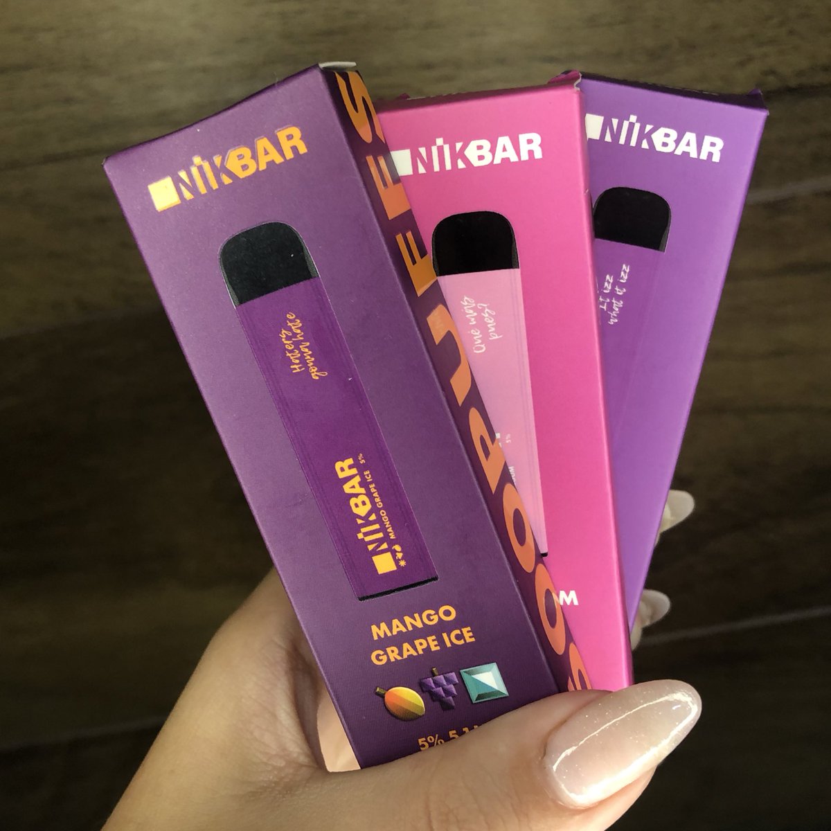 mar_neve's tweet photo. Novidade pra vocêssss! Pods de qualidade com preço acessível. Já garante o seu e aproveita pra seguir a pág no insta @alo.vaporstore https://t.co/w5l78FyLIY