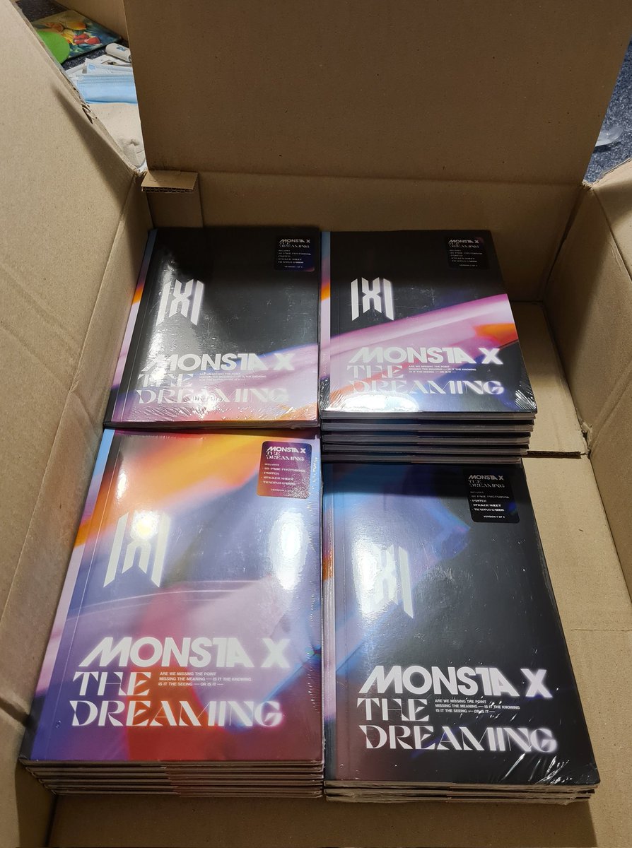 imxinterstellar's tweet image. #imxinterstellarupdates
all The Dreaming albums from @amberloveshownu GO have arrived safely today! I&apos;ll send 4th payment emails and pack everything this weekend so keep an eye on your inbox 🥰