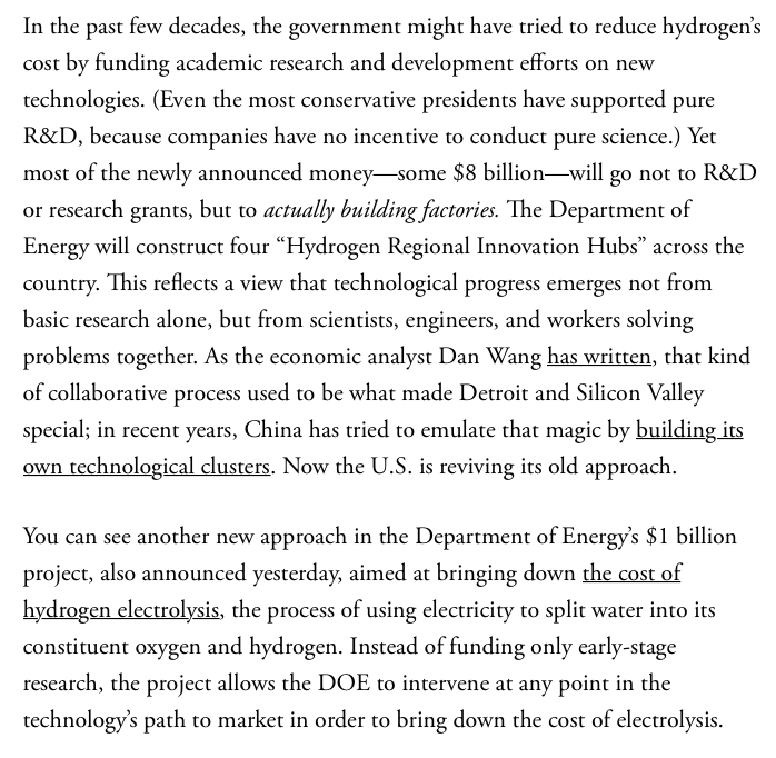 5/ Now, the government is taking another bet. It’s saying that know-how—tacit knowledge that emerges from engineers & workers solving problems together—will drive progress. And it’s spending $8 billion to develop the factories where that can happen. theatlantic.com/science/archiv…