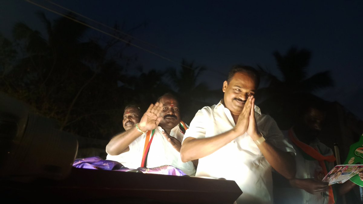 ATheerthy's tweet photo. திருவொற்றியூர் சட்டமன்ற உறுப்பினர் மரியாதைக்குரிய அண்ணன் திரு கே. பி.சங்கர் அவர்கள் மதசார்பற்ற முற்போக்கு கூட்டணியின் சென்னை மாநகராட்சி 22 வது வட்ட வேட்பாளரான என்னை ஆதரித்து  கை சின்னத்திற்கு வாக்கு சேகரித்தார். @KPShankarMLA @INCTamilNadu https://t.co/lhty5u0EfZ