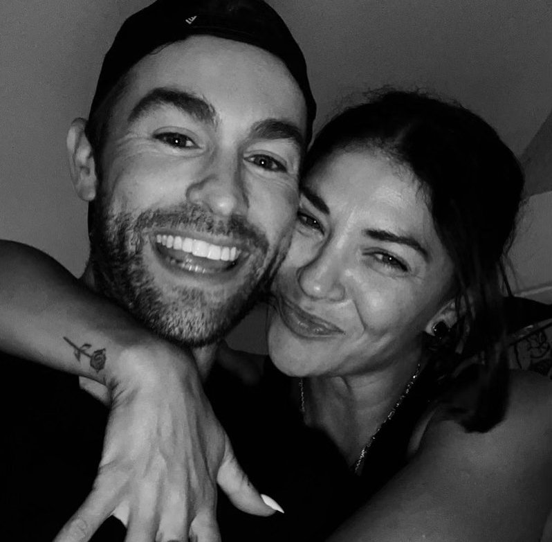 scenesgg's tweet photo. tá bom eu só voltei aqui pra dizer que esses dois são tudinho pra mim e amo demais essa amizade, bjo tchau. 💖 https://t.co/oFRPc0fUrI