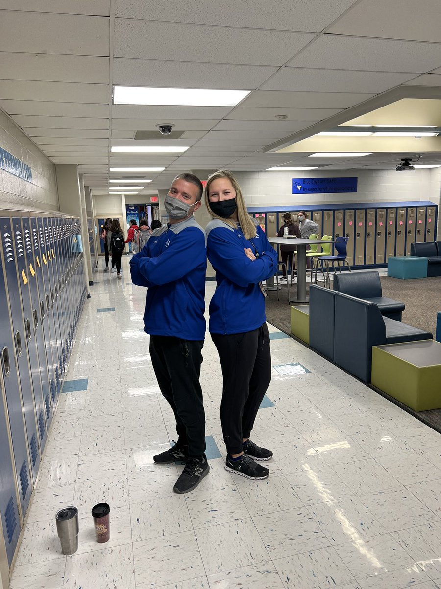 DrGriff321's tweet photo. Twin day for Dude Be Nice week! #lmssoars @LibertyLMS https://t.co/UIAHdFD2EZ