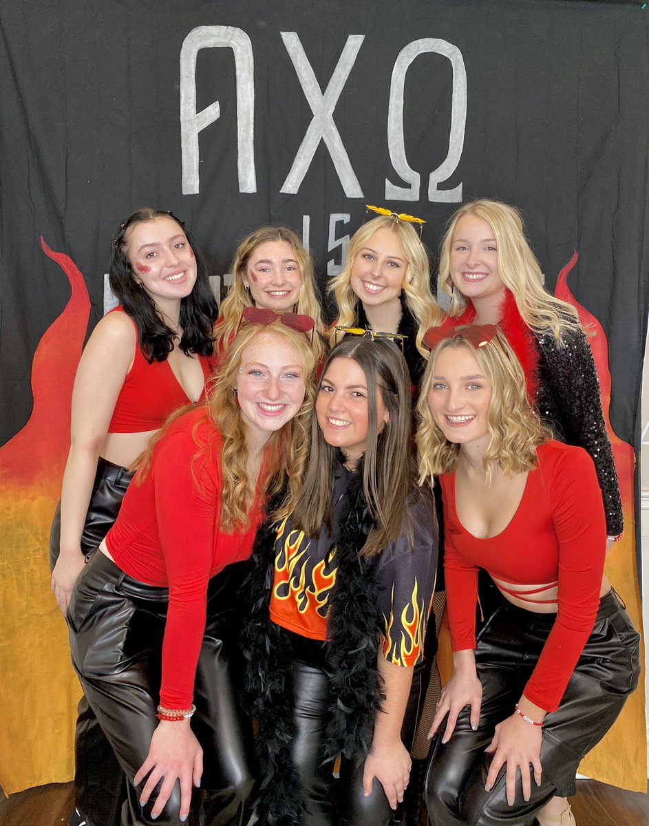 Our new mems!☺️ Welcome home MC'22! We love you all so much already! (Masks removed just for photos!)