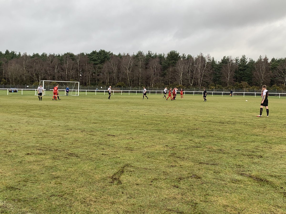 22_Engineer_FC's tweet photo. Sapper Cup Quarter Final Result

3 RSME 2️⃣
22 Engr Regt FC 2️⃣
(After Extra Time)

22 Engr Regt win 3-2 on penalties!!

22 Engr Regt FC progress into the Sapper Cup Semi Final after a battling performance against a very tough 3 RSME side.

Goals scorers

Porter ⚽️
Daly ⚽️ https://t.co/D8M2PVP8NM