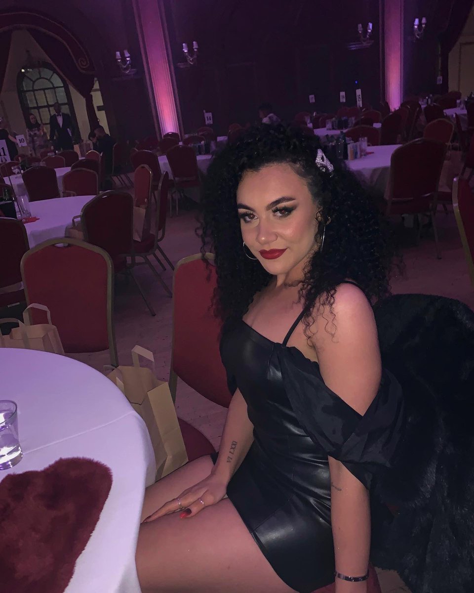 kirbyofficialuk's tweet photo. Thanks for having me perform @Urbanmusicaward 🏆🤩🎤
#urbanmusic #urbanmusicawards #porchesterhall #singer #stillintoya #UMA https://t.co/ymRLTqezYk