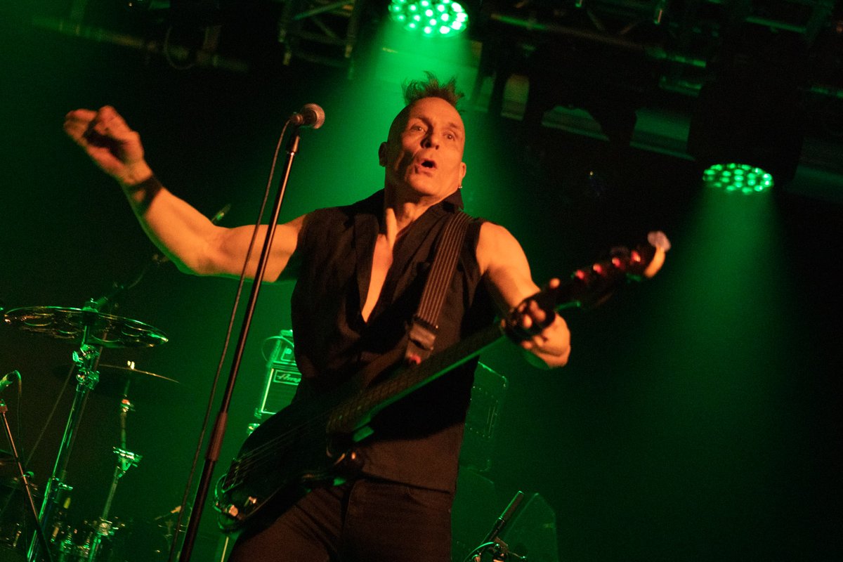 Edinburgh’s <a href="/LIQUIDROOMS/">THE LIQUIDROOM</a>  welcomed back post-punk marvels <a href="/membranes1/">membranes</a> for a performance as explosive as the big bang they contemplate during opening number The Universe Explodes Into A Billion Photons Of Pure White Light. <a href="/johnrobb77/">john robb</a> #livemusic #gigReview  bit.ly/3GTSpvp