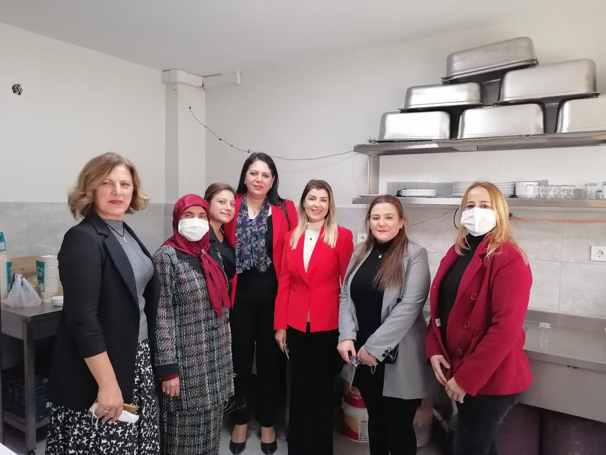 zeytindalikoop's tweet photo. MİLLİYETÇİ HAREKET PARTİSİ İL BAŞKAN YARDIMCISI KAÇEP İL BAŞKANI @eczyesimakkas VE EKİBİ KOOPERATİFİMİZİ ZİYARET ETTİLER. 
#ADANA01 #YUMURTALIK
#ZEYTİNDALİKOOP
@AysenMengutay @nadiretkulak01
@Songlsonl1 @BirgulDahak @ErzinFadime @ElifKll4 https://t.co/6MjT2bvO0P