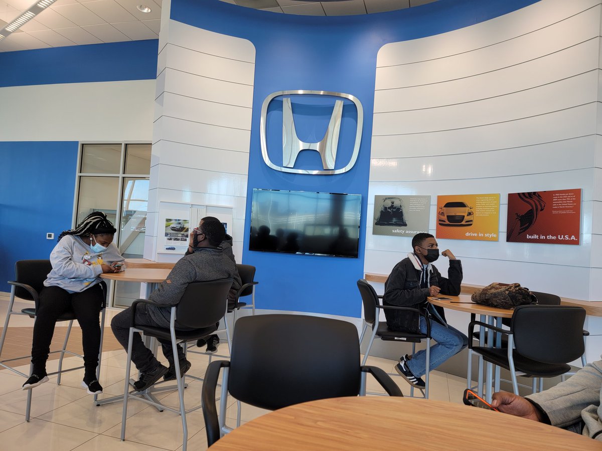 GoodwinRVHS's tweet photo. We had an awesome lesson on credit and car buying!  Mr. Green is a phenomenal teacher.  Big thanks to Midlands Honda for hosting us.  @midlandshonda @Rich2Transition @WHS_Redhawks https://t.co/uMBjTeMgO5